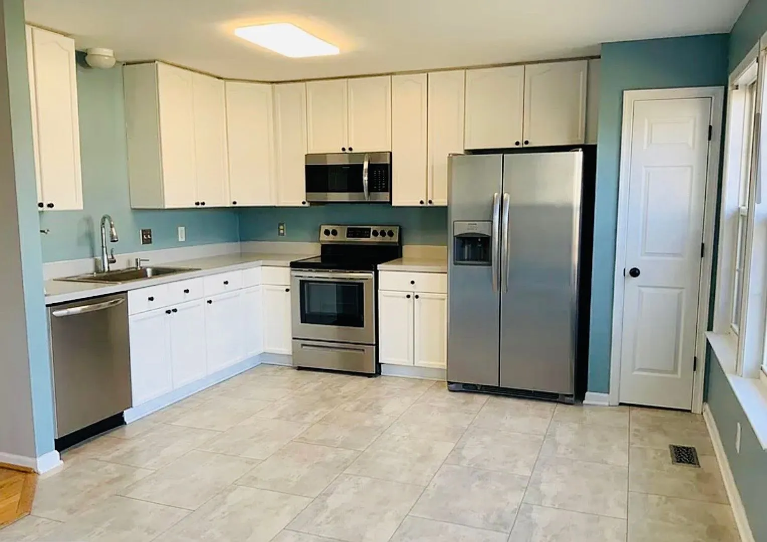 Townhouse in Convenient Location in Martinsburg — Photo 4