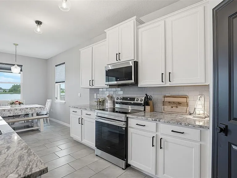 3228 Living Coral Dr — Photo 10