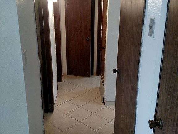 5th image of 118 Palmilla Ave