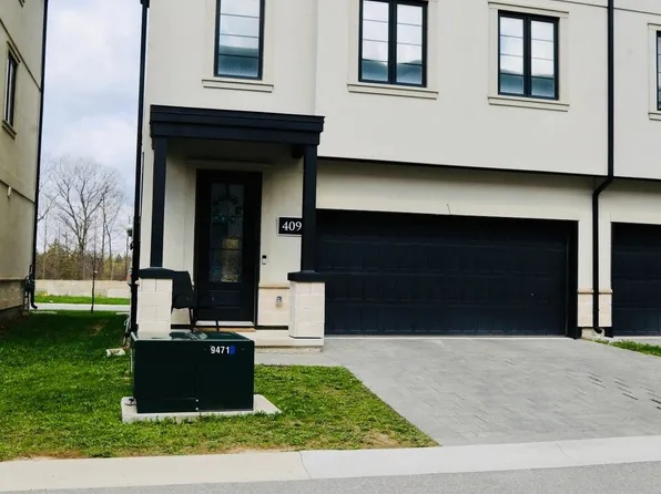 409 Callaway Rd, London, ON N6G 0M3