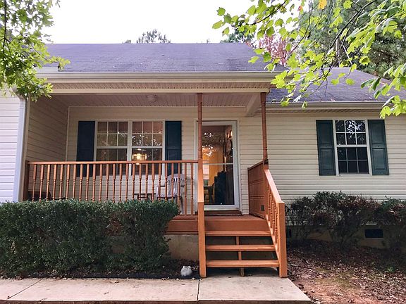 2nd image of 131 Bonnies Way