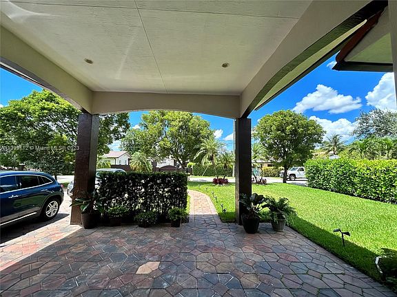 4th image of 10040 NW 28th Ter