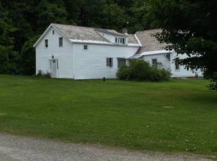 2179 Route 7b Ctr, North Clarendon, VT 05759