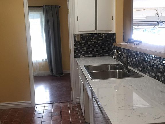 5th image of 1449 S Broadmoor Ave