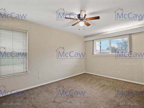 5th image of 513 Cambridge Dr