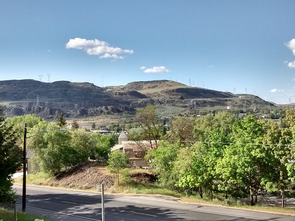 1st image of 444 Partello Park