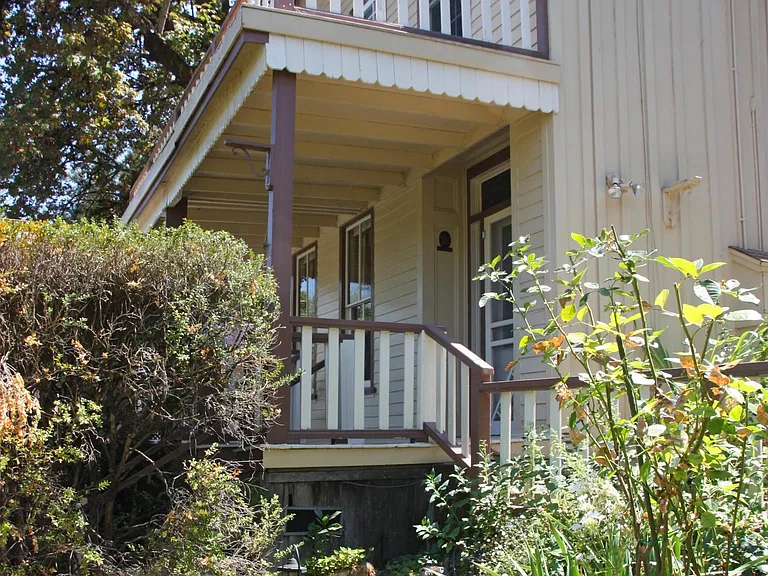 1423 Foothill Blvd #A — Photo 1