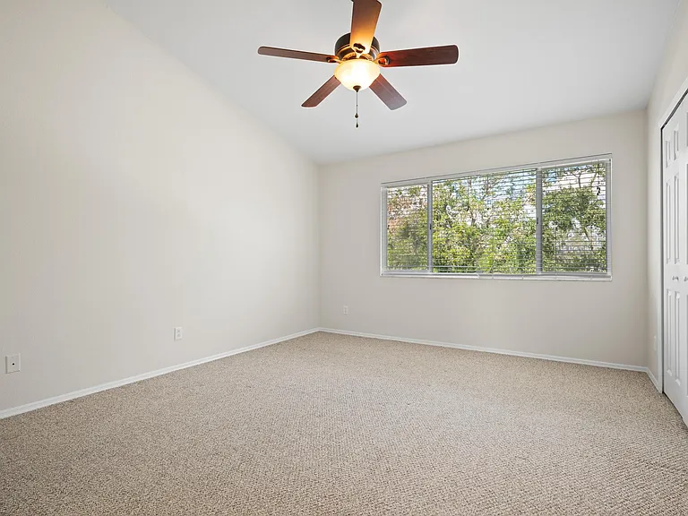 337 Countryside Key Blvd — Photo 20
