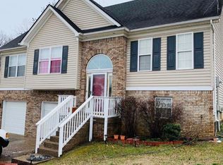 7217 Astin Ct, Louisville, KY 40219
