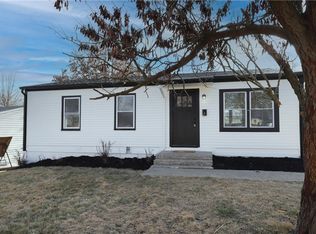 323 E 3rd Dr S, Independence, MO 64050