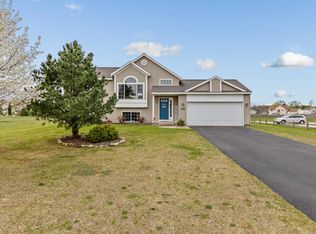 6188 Autumn Ridge Dr, Greenville, MI 48838