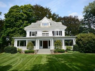 66 Pear Tree Point Rd, Darien, CT 06820
