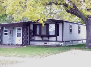 1215 Western Park Vlg, Jamestown, ND 58401