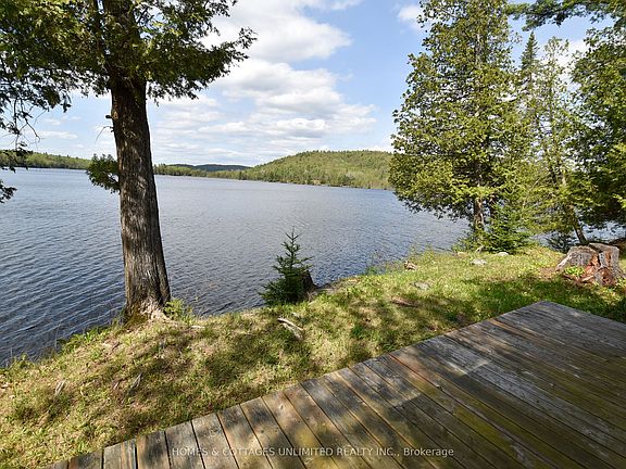 2nd image of 2102 Clyde Ln