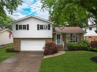 21458 Ellen Dr, Fairview Park, OH