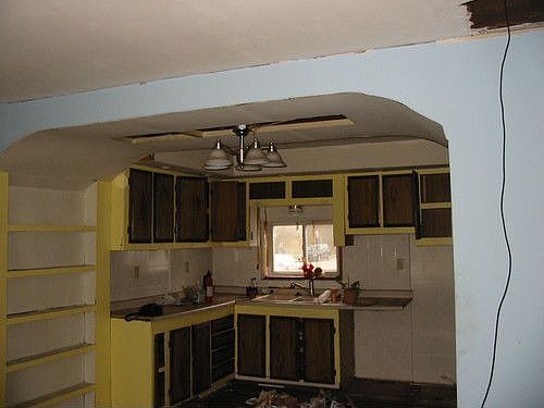 2nd image of 1831 Huron St
