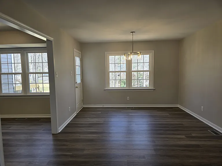 1600 Porters Mill Ter — Photo 4