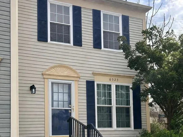 6523 Old Carriage Ln, Alexandria, VA 22315