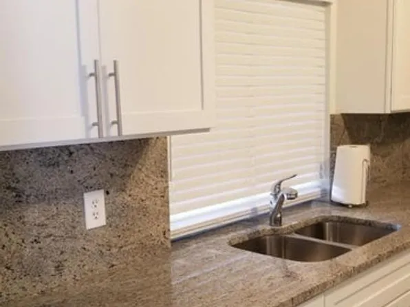 14507 Larkspur Ln, Wellington, FL 33414