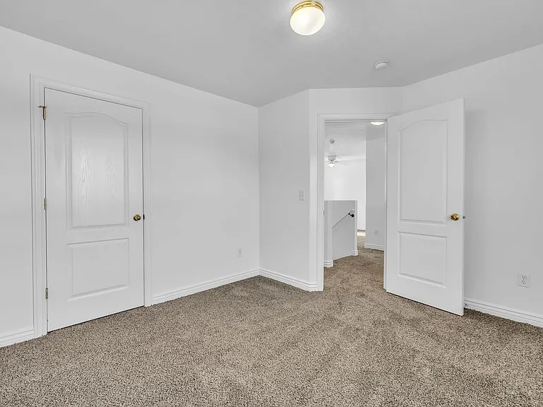 103 N Perth St — Photo 18