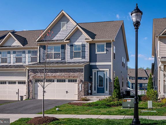 5th image of 1414 Berlin Dr