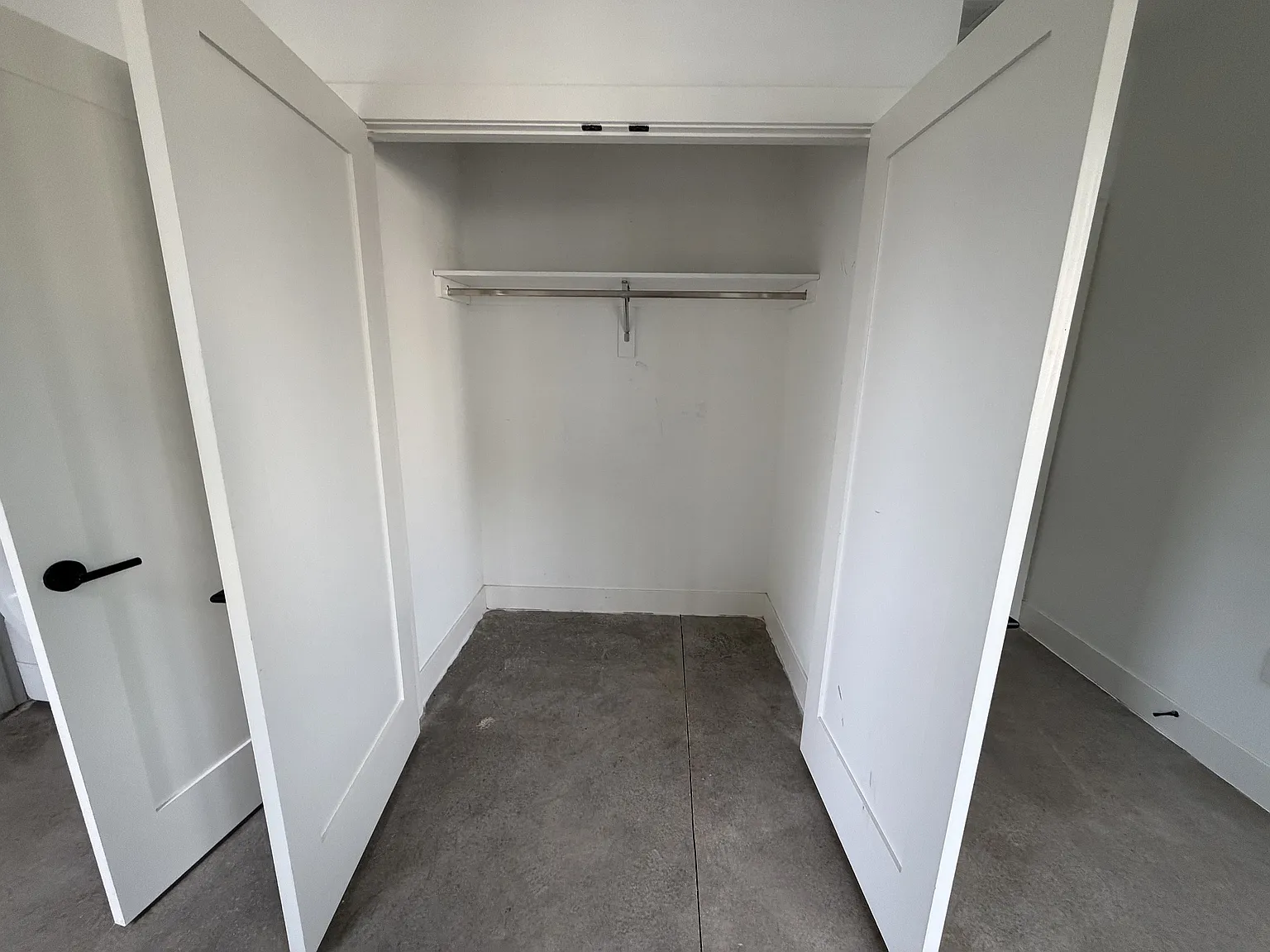 355 Loeffler Ave — Photo 4