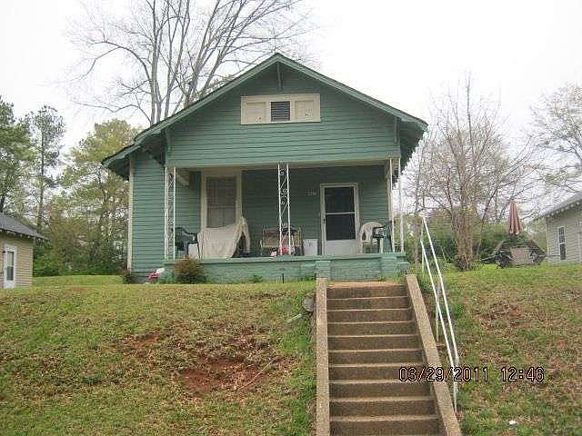 407 S. Lee St.
