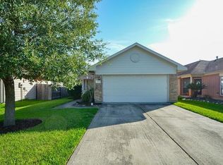 1018 Cavern Brook Ln, Fresno, TX 77545