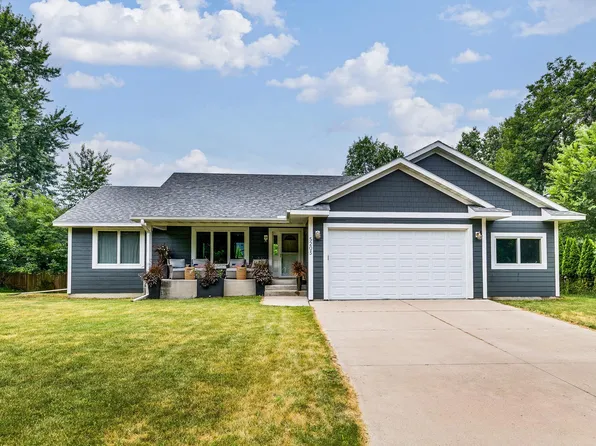 5203 Latta St, White Bear Township, MN 55110