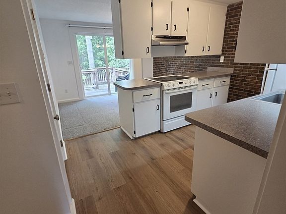 5th image of 165 Norton Ave APT 5