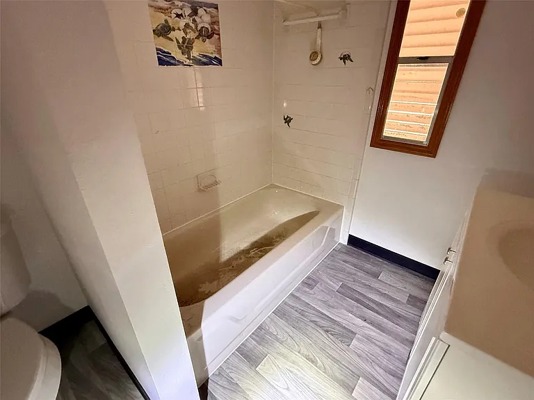202 S Magnolia St — Photo 13