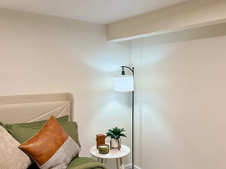 1634 SW 114th St #4 — Photo 8