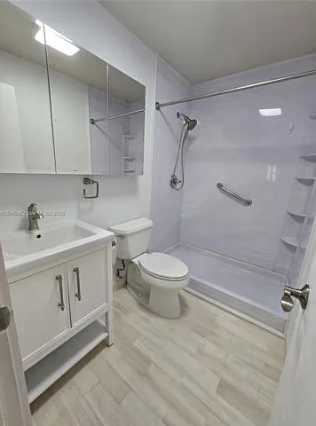740 SW 99th Court Cir S — Photo 9