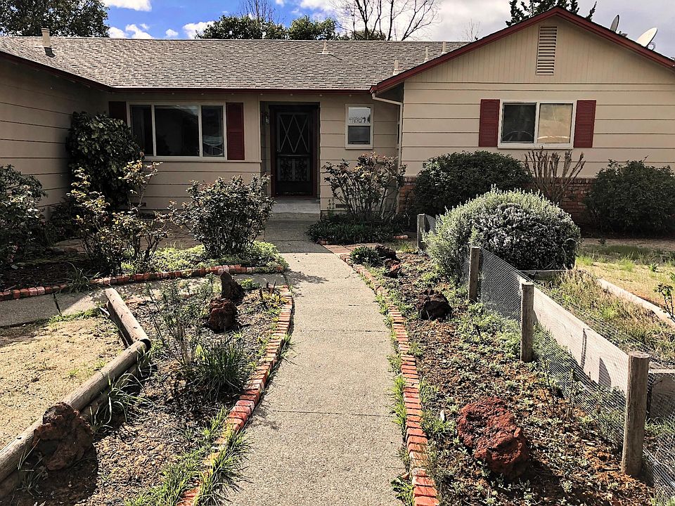 1st image of 219 Grove Ave