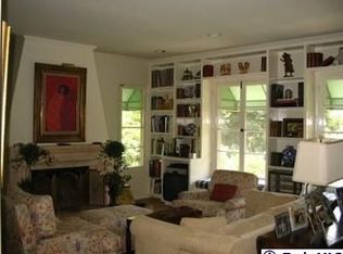 860 Huntington Garden Dr, Pasadena, CA 91108