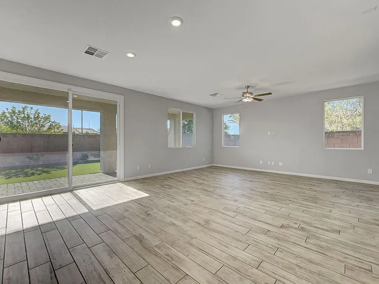 7447 Ardenno St — Photo 19