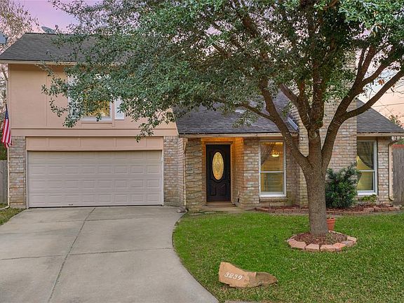 2nd image of 3239 Golden Leaf Dr