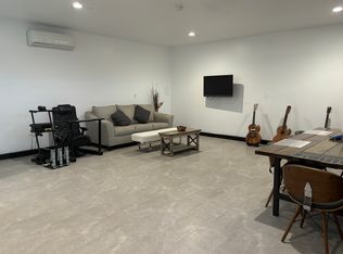 10395 Oneida Ave #B, Pacoima, CA 91331