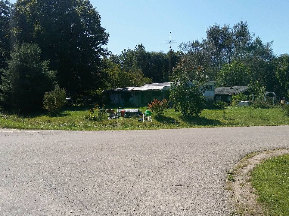 1st image of 1170 S Meadow Dr