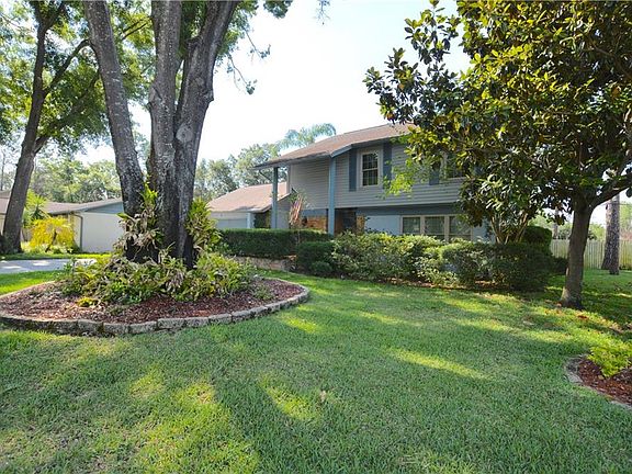 3rd image of 4601 Glenside Cir