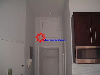 Rented by Jerry F Leazer LREB