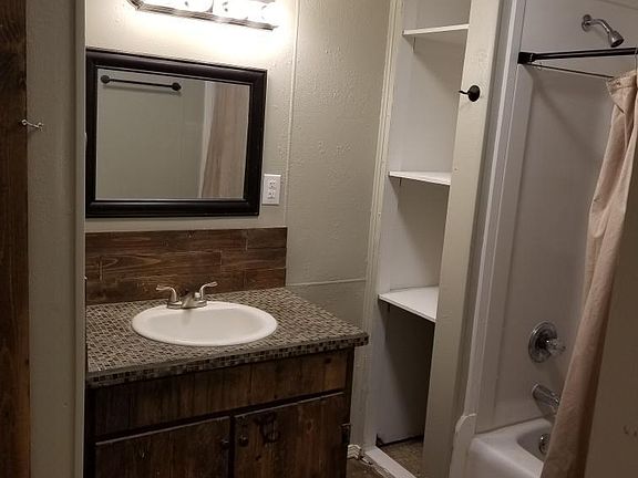 Full bathroom