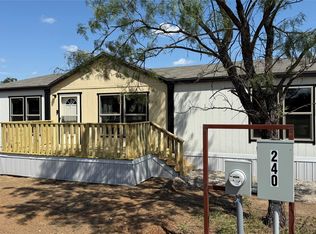 240 Overland Trl, Bridgeport, TX 76426