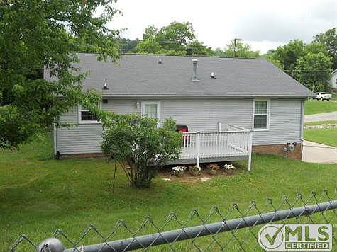 5th image of 731 W Creek Dr