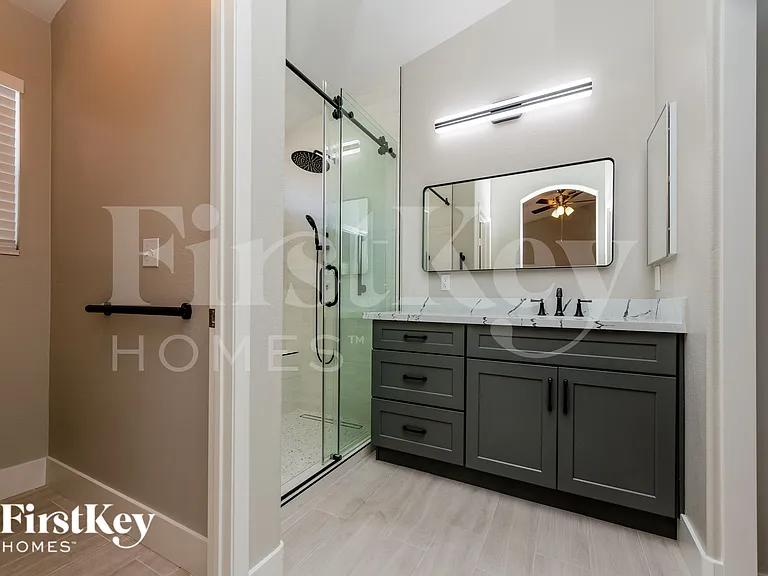 5949 Springmist St — Photo 11