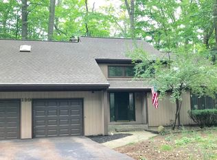 199 Portchester Rd, Holland, MI 49424