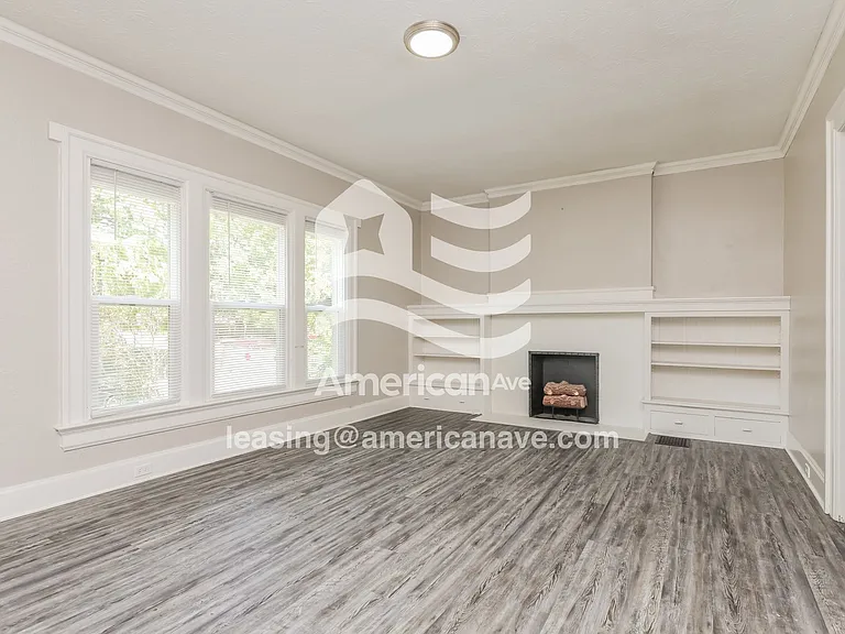 1517524_003_living_room_13908999.jpg