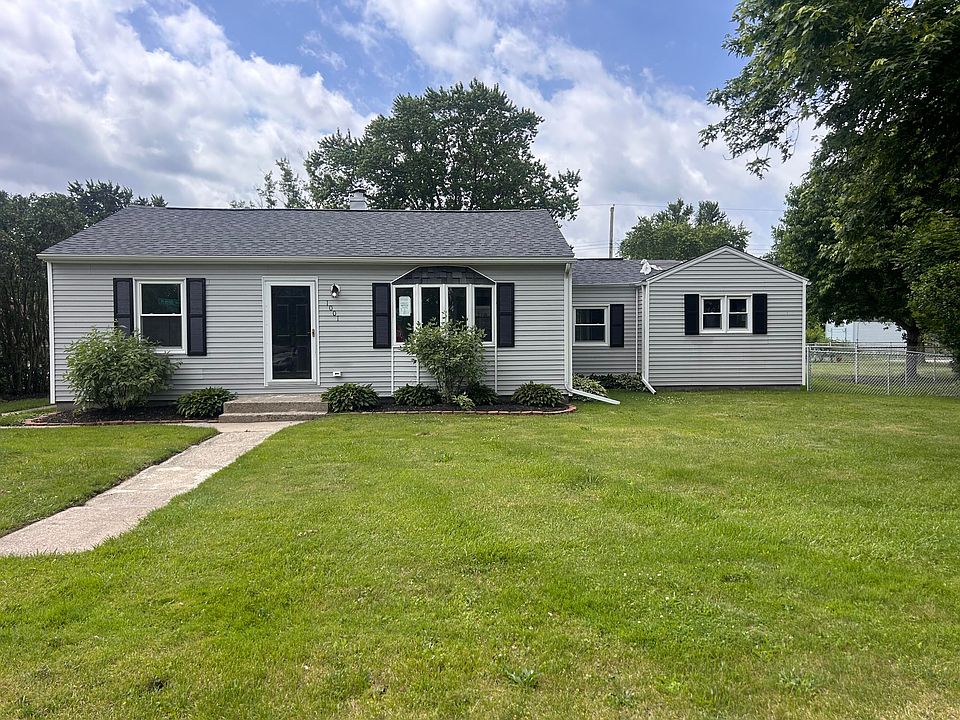 1st image of 1001 W 38th Pl