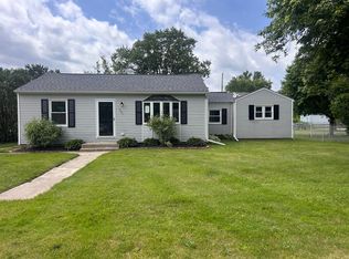1001 W 38th Pl, Hobart, IN 46342