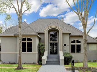 618 Woodbend Ln, Houston, TX 77079